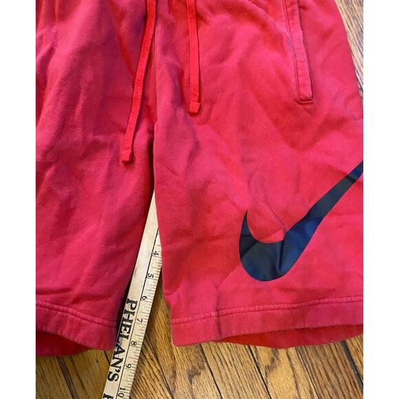 Vintage Nike Big Swoosh Sweat Shorts Pockets Men’s Medium Red Drawstring Pull On - Picture 7 of 7